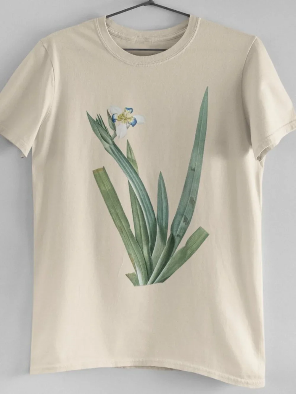Veldt-Iris Vintage Floral Print Short Sleeve Graphic Tee T-shirt S-XXL